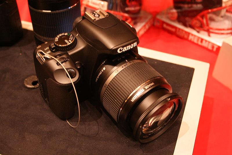 Illustration for article titled First Canon EOS Digital Rebel XSi Hands On: Your XTi Is Now Junk